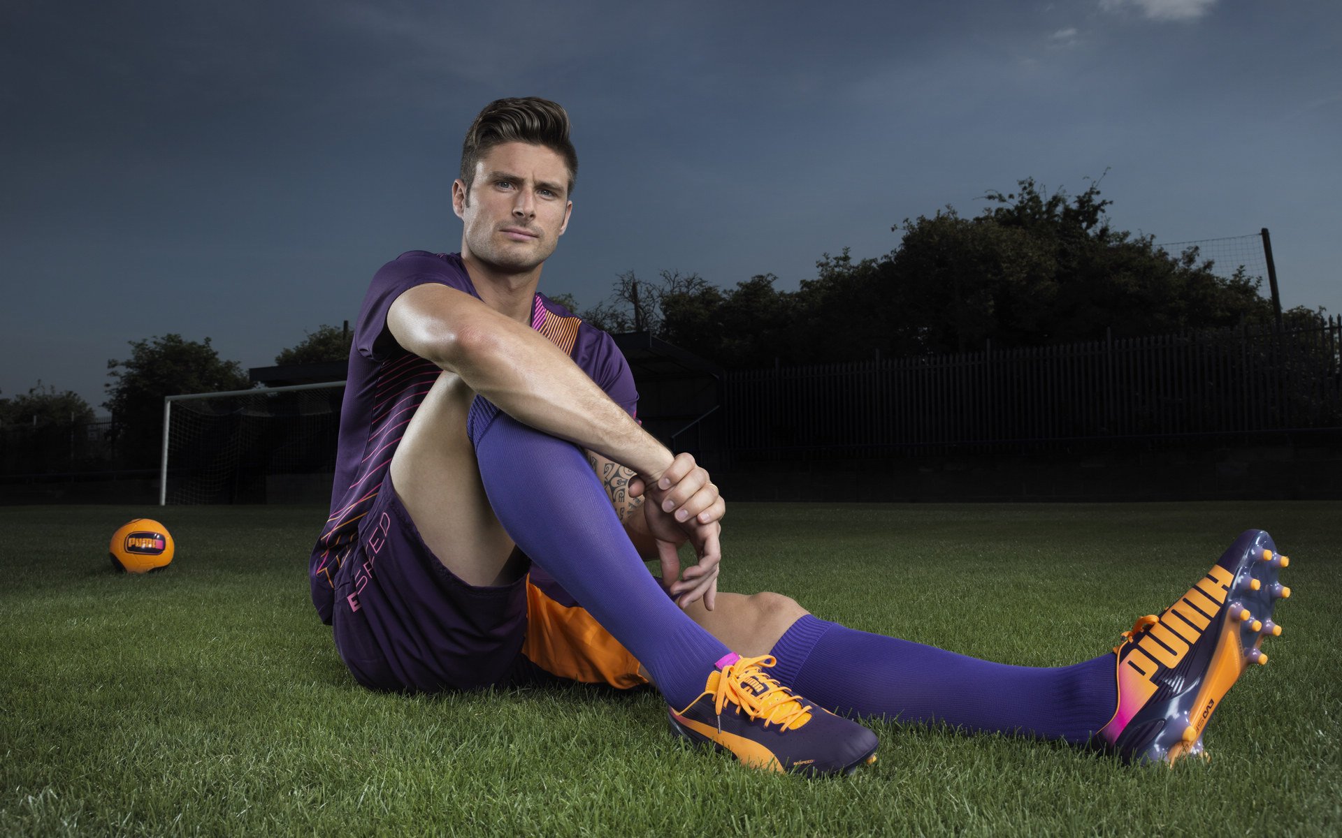 爱游戏官网-“法甲激烈追逐，冠军悬念持续升高”，法甲夺冠形式