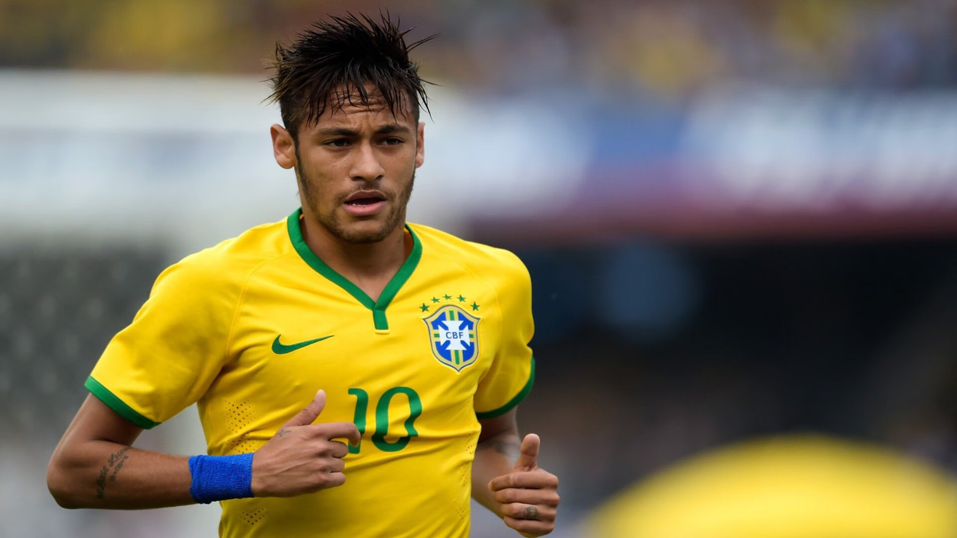 爱游戏在线登录-全国青少年足球比赛实现“智慧裁判+云端直播”，行业迈入新时代